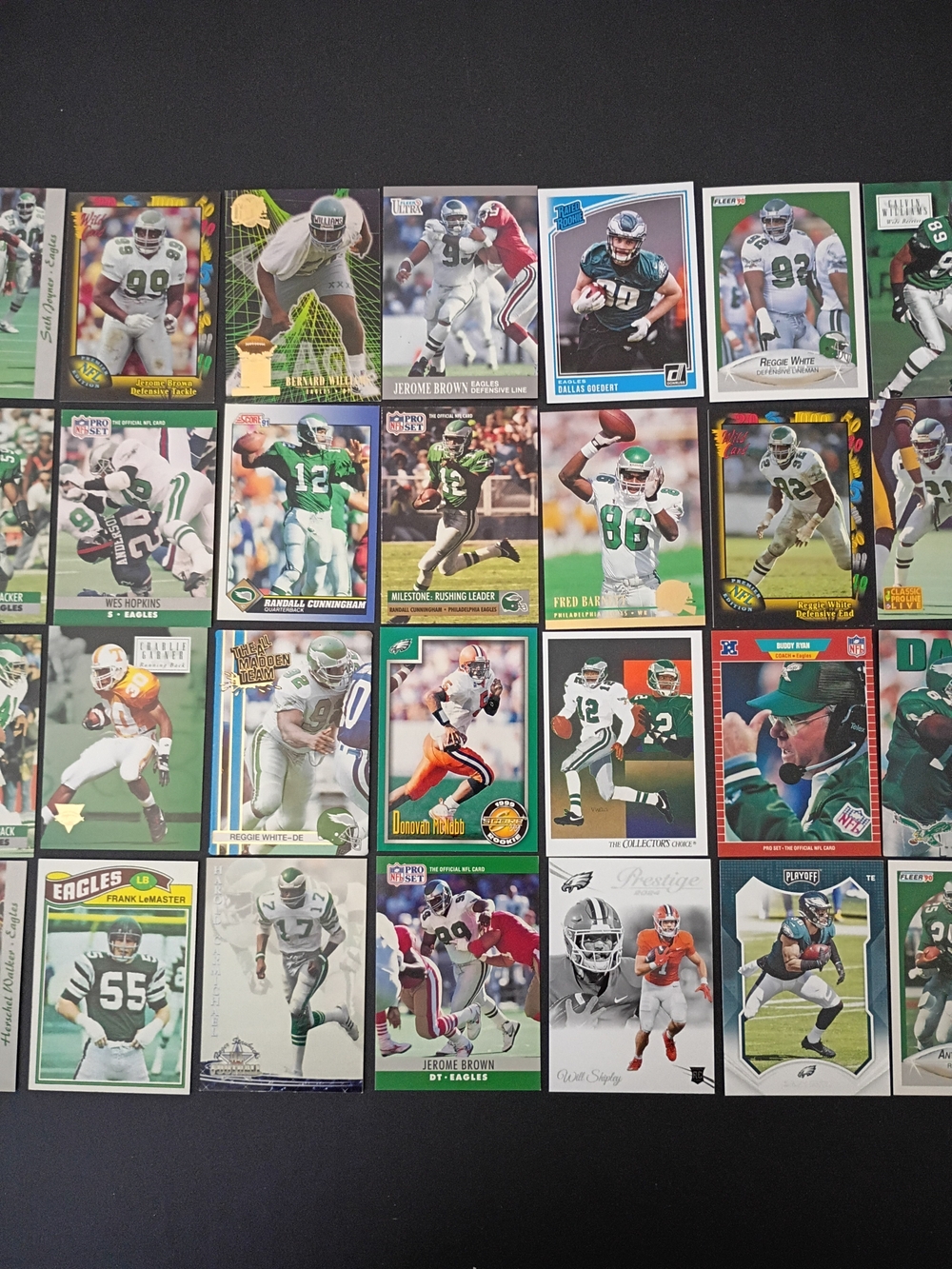 28 Philadelphia Eagles Footballl Cards Stars & Rookies Goedert Cunningham White